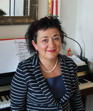 Book an Appointment with Polina Melamed for Piano