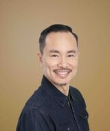 Book an Appointment with Peter Lo at Coal Harbour Vancouver Downtown