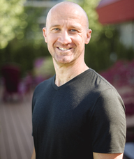 Book an Appointment with Sean Campbell for Physiotherapy