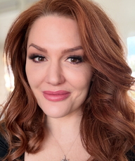 Book an Appointment with Mrs. Linsey Quin for Aesthetic Consultation