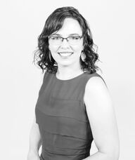 Book an Appointment with Carolina Rosa-Crespo for Counselling 15 min Virtual Consultation - Free