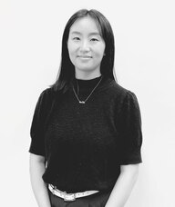Book an Appointment with Li Chu for Acupuncture