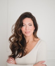 Book an Appointment with Shauna Daniels for Aesthetics